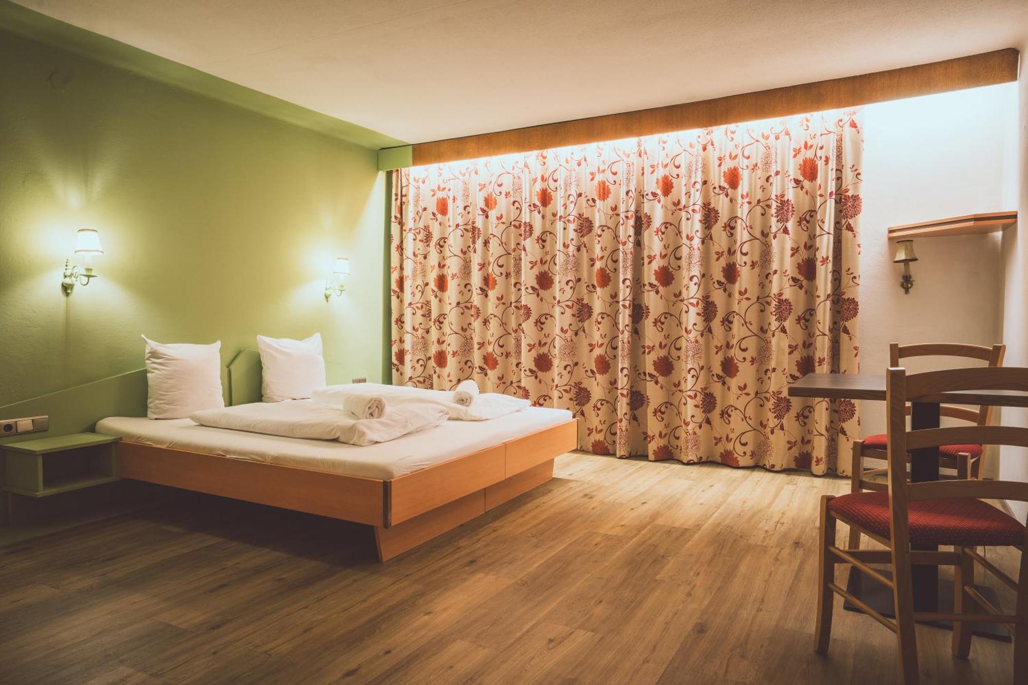 Philipop-Up Hostel Шарніц Екстер'єр фото